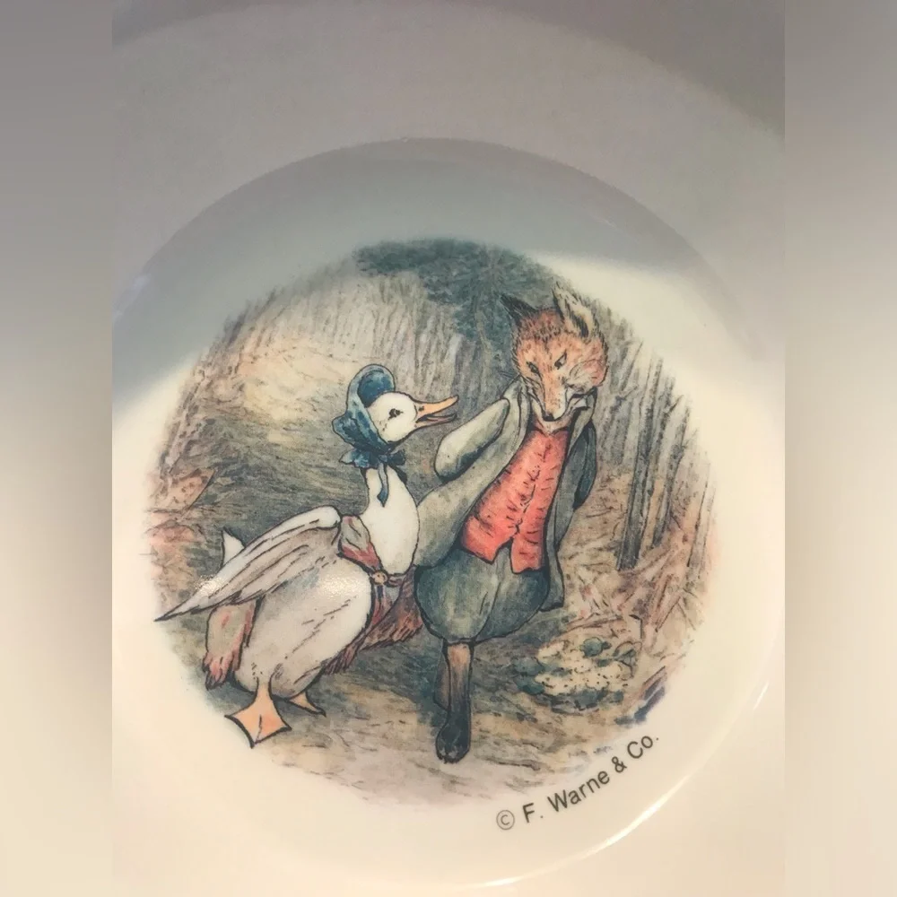Vintage Beatrix Potter Peter Rabbit And Friends Bowl